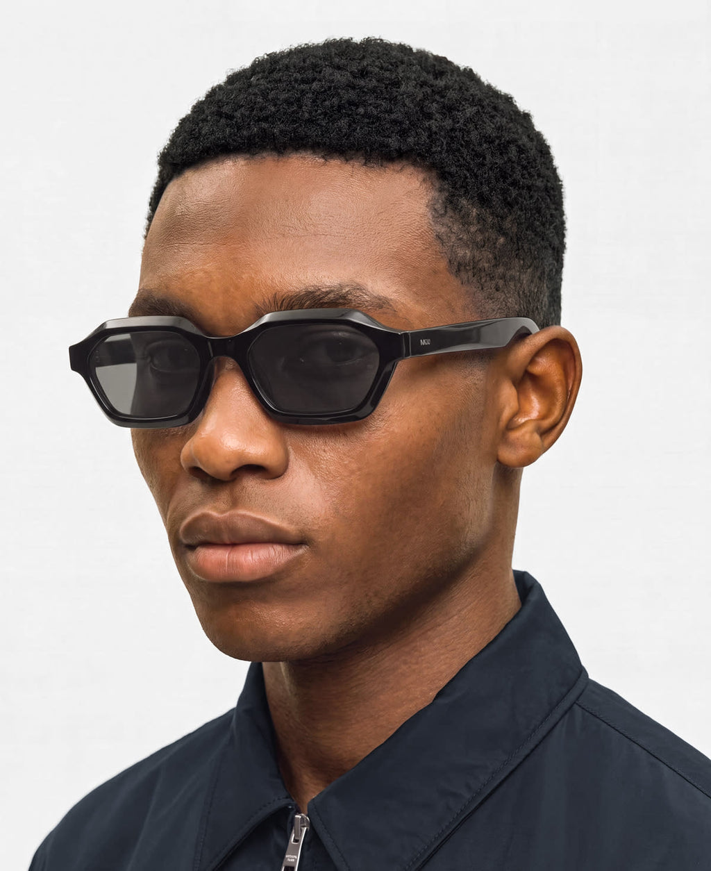 ARO - Black Deep Grey