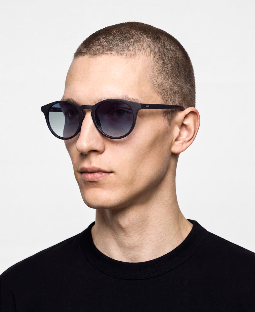 OMI - Black Deep Blue Gradient
