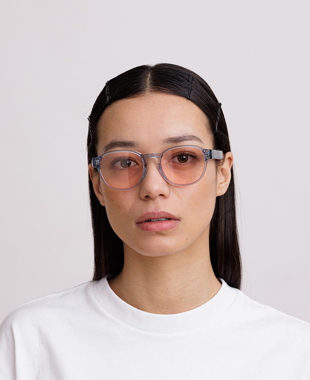 RYAN REVEAL - Transparent Blue / Transparent Peach-red tint
